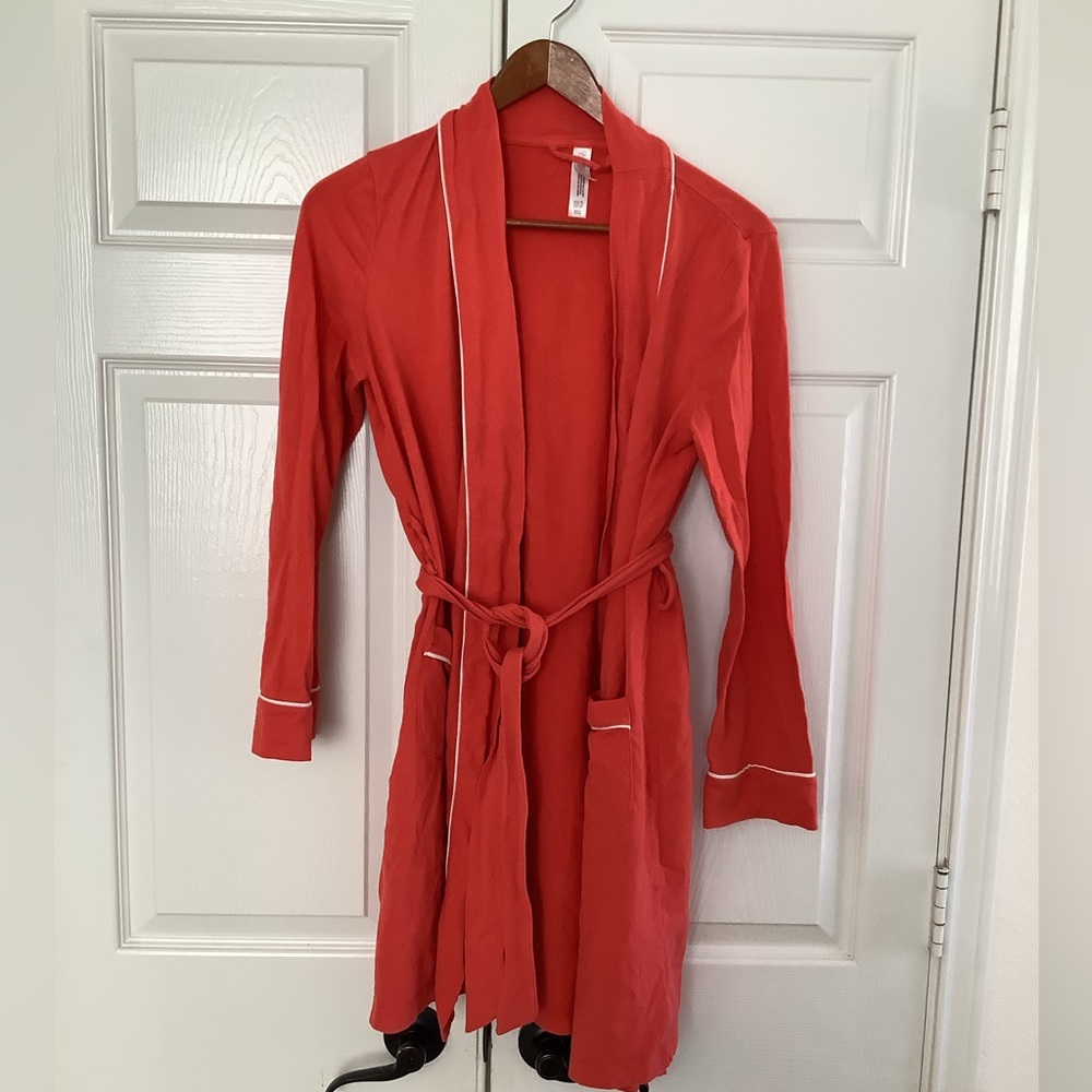 EUC Gilligan & O’Malley Coral Orange White Trim Soft Robe XS /S